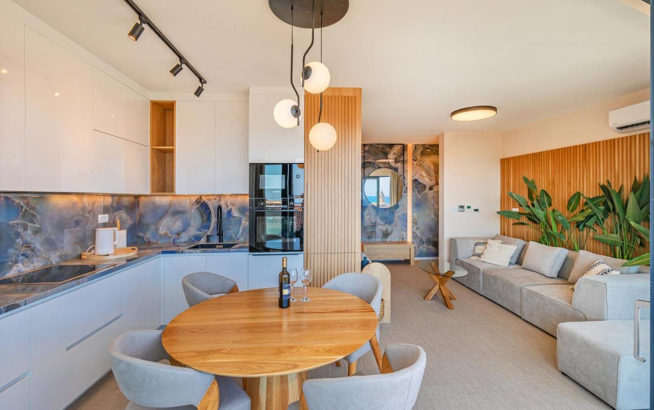 Apartment Sea View *